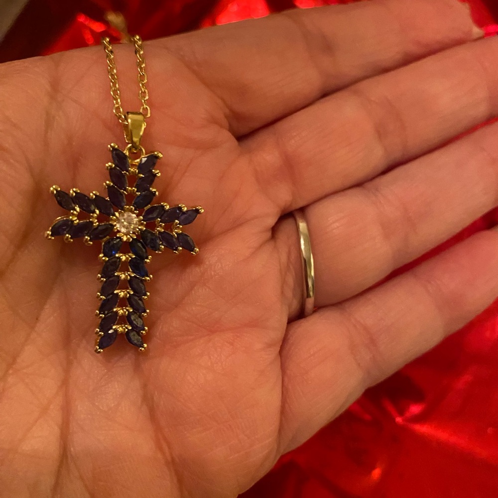 Elegant Gold and Blue Cross Pendant Necklace